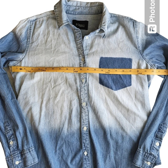JW Signature Chambray Denim Button-up Top Womens Small Faded Grunge - Picture 10 of 11